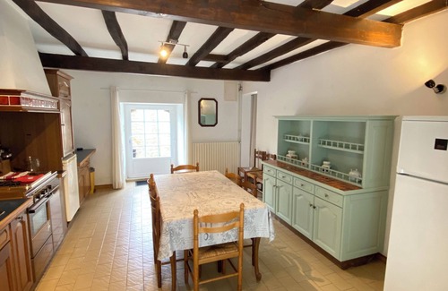 La Chapelle-Neuve Cottage | Maison à la Campagne Avec Piscine - Clématites