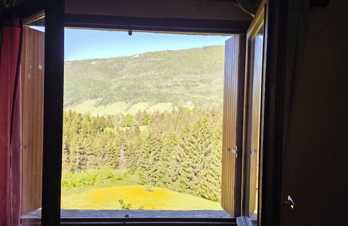 Lans-en-Vercors Villa | Maison 10 Personnes Spacieuse Dans le Vercors Avec vue Montagne. Sans Voisin
