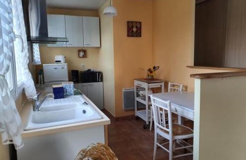 LʼAiguillon-sur-Mer House | Maison 2 chambres proche plage avec jardin, animaux et Wi-Fi à L'Aiguillon-sur-Mer - FR-1-476-23