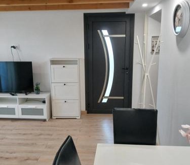 Saint-Paul-Trois-Chateaux House | Maison a louer
