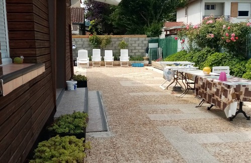 Villeneuve-sur-Lot House | Maison A5mn de la Piscine et de la Ville Quartier Calme