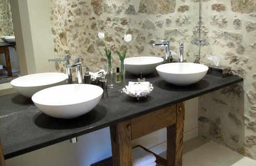 Mendionde Bed & Breakfast | Maison Anderetea