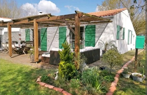 Saint-Urbain House | Maison au Calme Proche de Noirmoutier et des Plages