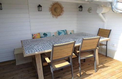 Chateauneuf-de-Gadagne House | Maison avec terrasse panoramique