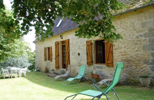 Montignac House | Maison avec piscine chauffée privée, proche Lascaux et Dordogne, idéale famille et détente - FR-1-616-123