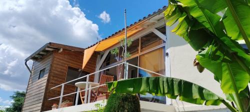 Lamothe-Montravel House | Maison bord rivière avec vue
