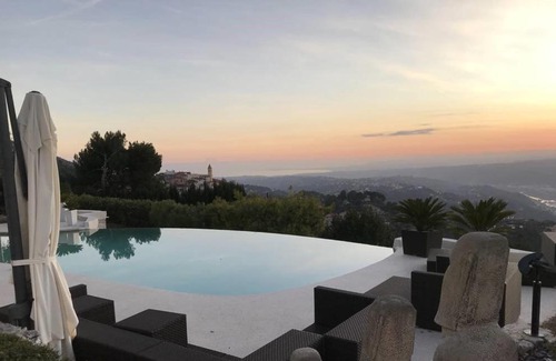 Aspremont House | Maison charmante à Aspremont avec piscine privative