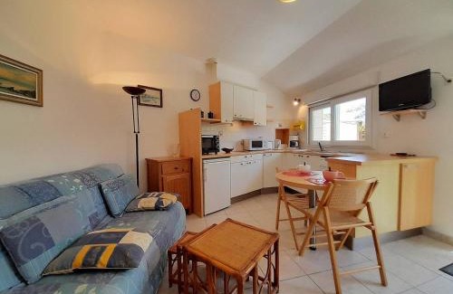 Carnac Villa | Maison cosy à Carnac Plage, 500m de la mer, terrasse sud, parking, petit animal accepté, non fumeur - FR-1-477-97