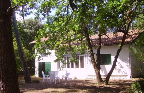 Saint-Pierre-d'Oleron House | Maison D'été Plage a Pied Oleron