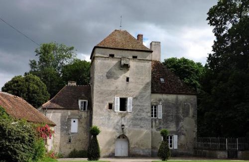 Trateau House | Maison de Charme à la Campagne avec Jardin Privatif, Confort Moderne et Accueil Chevaux - FR-1-489-64