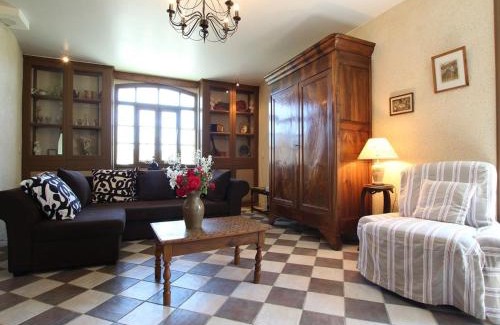 Bournoncle-Saint-Pierre House | Maison de charme avec grand parc pour des vacances en famille au cœur de l'Auvergne - FR-1-582-278