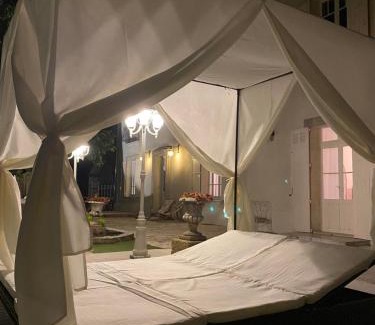 Saint-Genies-de-Comolas House | Maison de maître Les toiles à Elise