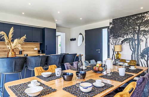 Locoal-Mendon House | Maison de Kercado by Interhome