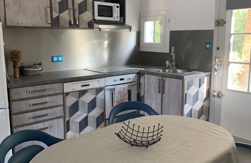 Port Grimaud House | Maison de Pêcheur Rénovée et Climatisée Avec Amarrage