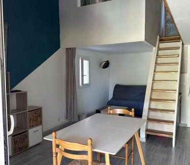 Forcalqueiret Apartment | Maison de vacances, jacuzzi privé, piscine
