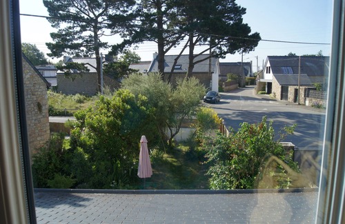 Larmor-Plage House | Maison de Vacances Environnement Arboré, 5 mn à Pied de la Plupart des Plages