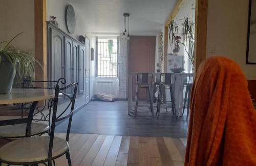 Septfonds House | Maison de village avec cour intérieure et terrasse
