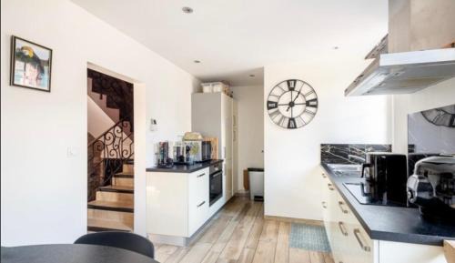 Saint-Pol-de-Leon Apartment | Maison de ville