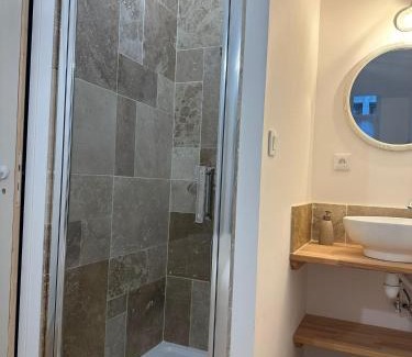 Agen House | Maison des ambans chambres d'hotes hypercentre 200m de la gare et petit dejeuner offert