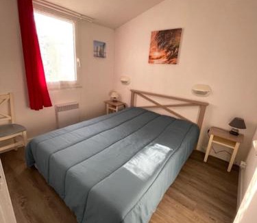 Dolus-d'Oleron House | Maison DOLUS 4pers dans Résidence Privée avec Piscine et SPA