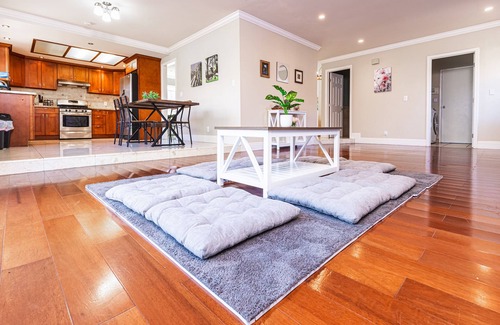 Vallejo House | Maison du Lavande, artzy 4Br House, gateway 2 Napa