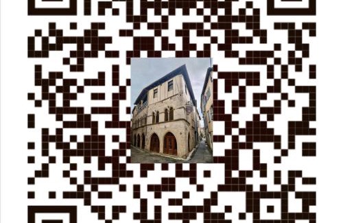 Saint-Antonin Noble Val Apartment | Maison du Roy/Upper Cambers