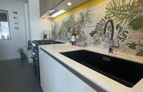 La Rochelle House | Maison du Soleil in La Rochelle with swimming pool and garden!