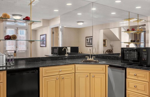 French Quarter Hotel | Maison Dupuy Hotel