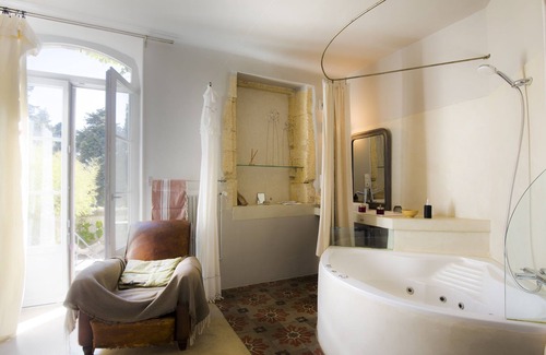 Saint-Laurent-des-Arbres Bed & Breakfast | Maison Felisa