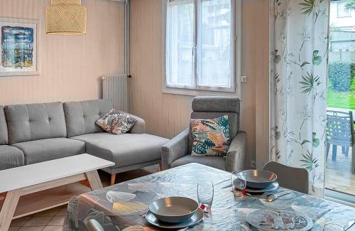 Saint-Nazaire House | Maison familiale à 500m des plages avec jardin