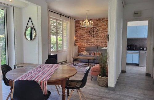 Merville-Franceville-Plage House | Maison confort, 3 chambres, plage à 2 pas, jardin privé sans vis-à-vis, équipements modernes. - FR-1-788-12