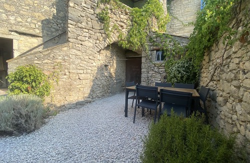 Orthoux-Serignac-Quilhan House | Maison de Village Tout Confort et Pleine de Charme