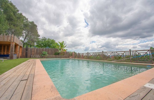 Saint-Cezaire-sur-Siagne House | Maison 300m² en 4 apparts, Piscine, Terrasse, Vue