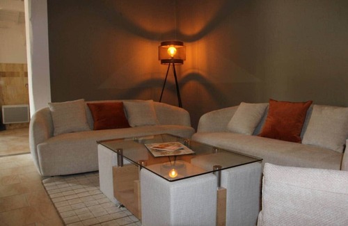 Pertuis Apartment | Maison Gigi at Domaine de la Myrtille