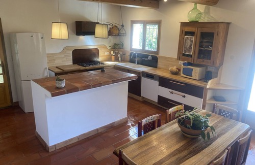 Collias House | Maison Indépendante Avec Piscine, 3 Chambres, au Cœur du Gardonuzespont du Gard