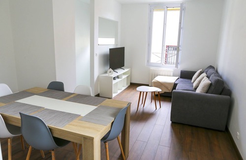 Aubervilliers House | Maison Individuelle