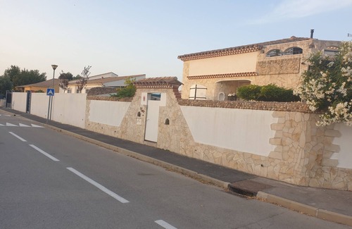 Lunel House | Maison Individuelle 3 Chambres 100 m2 Et Piscine Équipée Clime