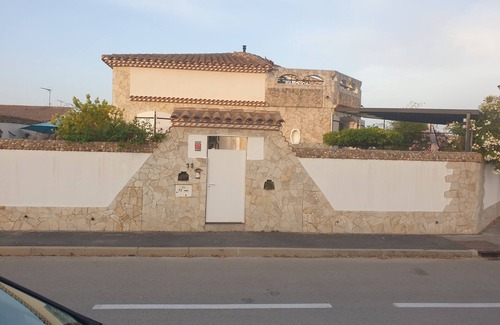 Lunel House | Maison Individuelle 3 Chambres 100 m2 Et Piscine Équipée Clime