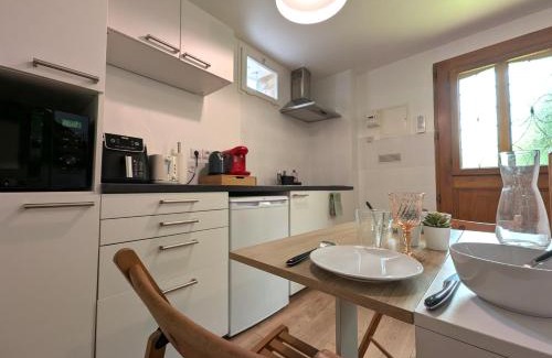 Meaux Apartment | Maison & jardin proche Disney, Paris, Val d'Europe