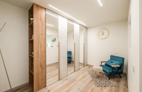 Old Town Apartment | Maison La Pomposa Suite