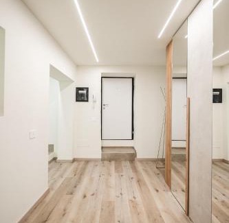 Old Town Apartment | Maison La Pomposa Suite