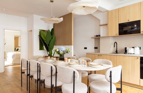 17th Arrondissement House | Maison Legendre - Luxury Townhouse with 5BDR & AC in Batignolles