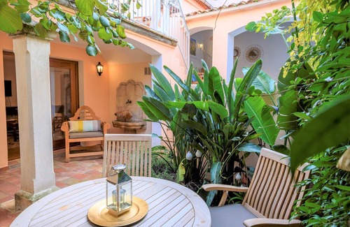 Saint-Tropez City Centre House | Maison Magdeleine A haven in the heart of Saint-Tropez