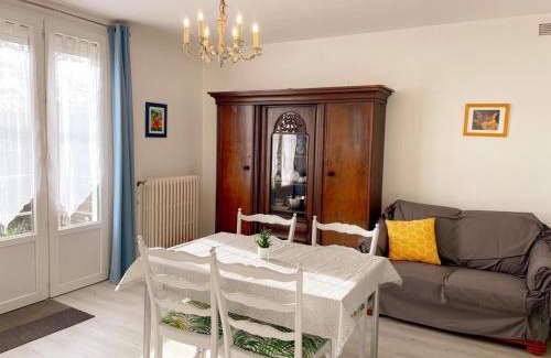 Muides-sur-Loire House | Maison moderne près du Château de Chambord, jardin, parking privé, tout confort! - FR-1-491-334
