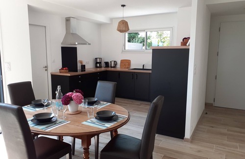 Arradon House | Maison Neuve Clos de mur à 200m du Golfe du Morbihan