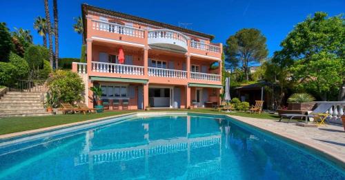 Mougins Villa | Maison Prakash