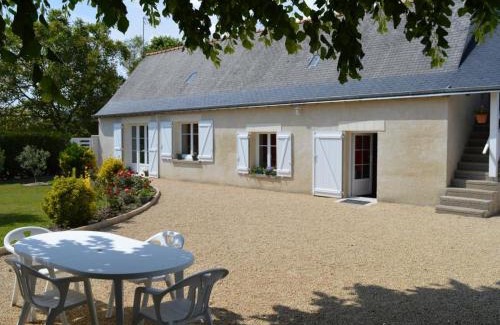 Bourgueil House | Maison rénovée au cœur des vignobles avec jardin, modernité et confort près des châteaux de la Loire - FR-1-381-168