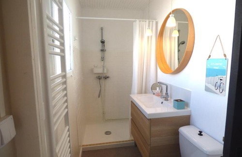 Saint-Gilles-Croix-de-Vie House | Maison Saint-Gilles-Croix-de-Vie, 3 pièces, 4 personnes - FR-1-428-96