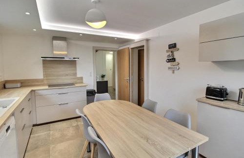 Colmar House | Maison spacieuse à Colmar, 5 chambres, terrasse, WiFi, parking gratuit - FR-1-722-12