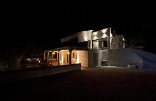 Cote d'Azur- French Riviera Villa | Maison st tropez dans les vignes